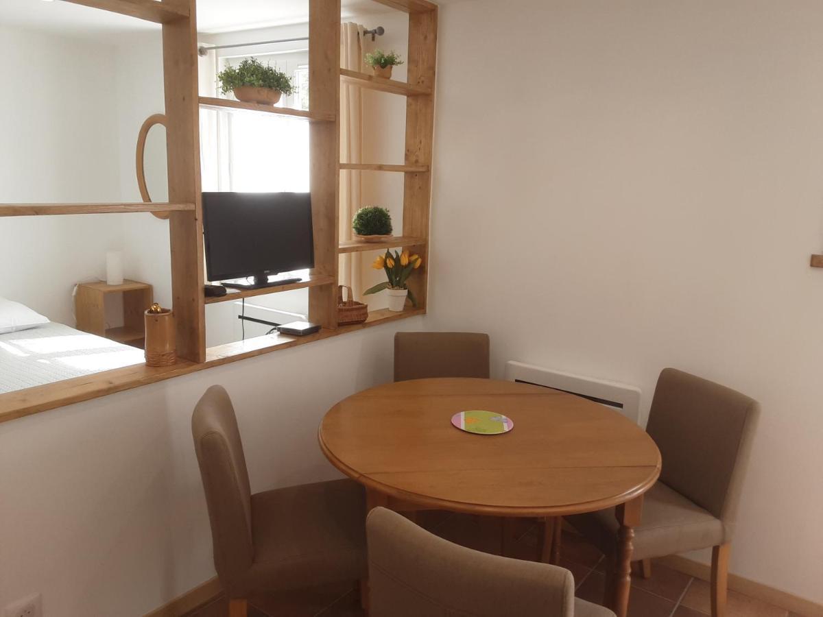 Le Chemin De Bruniele Apartment Aubres Ngoại thất bức ảnh